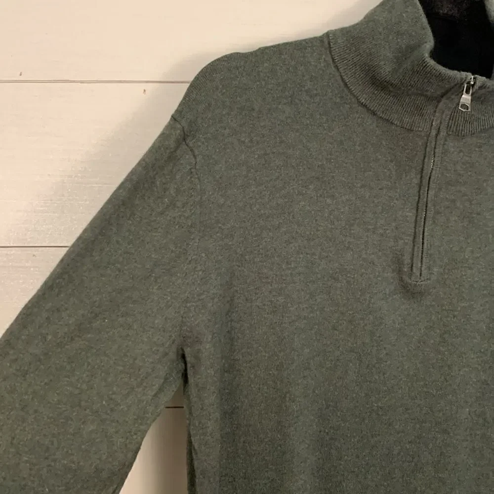 Banana Republic dark green cotton cashmere blend lightweight sweater size medium
